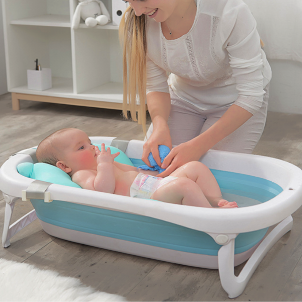 Space Saving, Strong Foldable Bathtub with Temperature Sensing